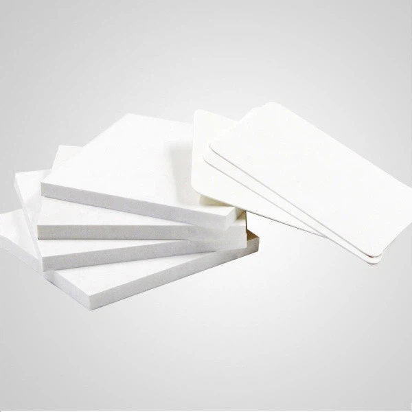 Kiterjesztett PVC hablap